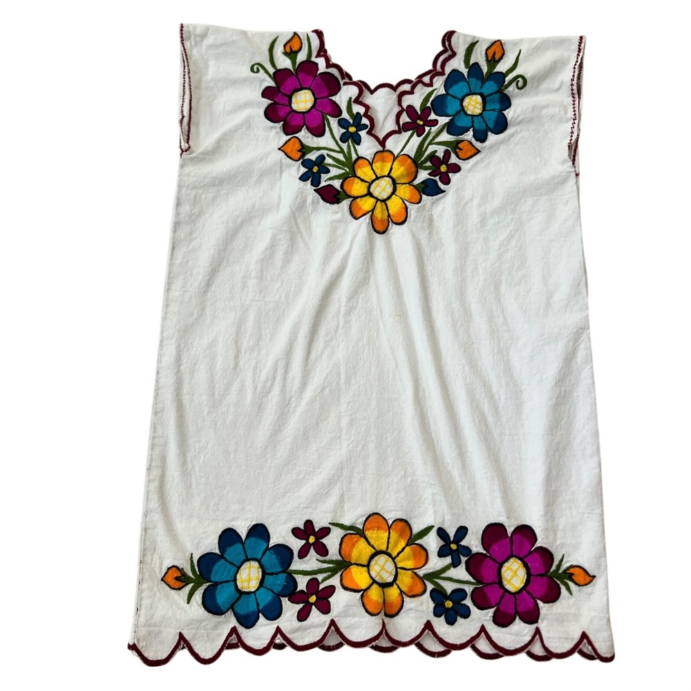 Handmade Mexican Huipil Tunic White Floral Embroidered Scalloped Boho L/XL